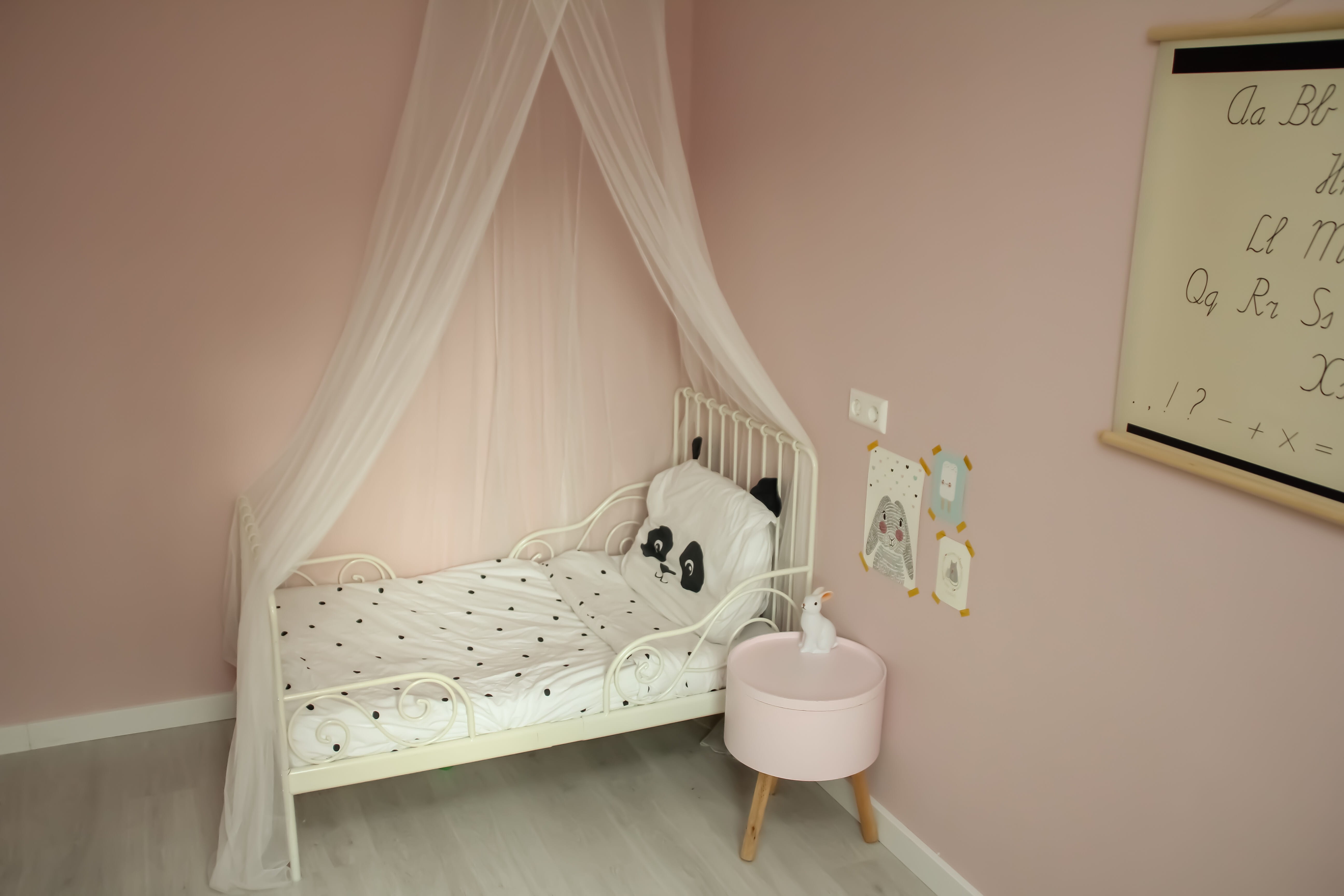 wall - building feature, child, home, built structure, s, home interior, text, hanging, interior design, 5K, room, table, still life, plywood, domestic room, HD Wallpaper