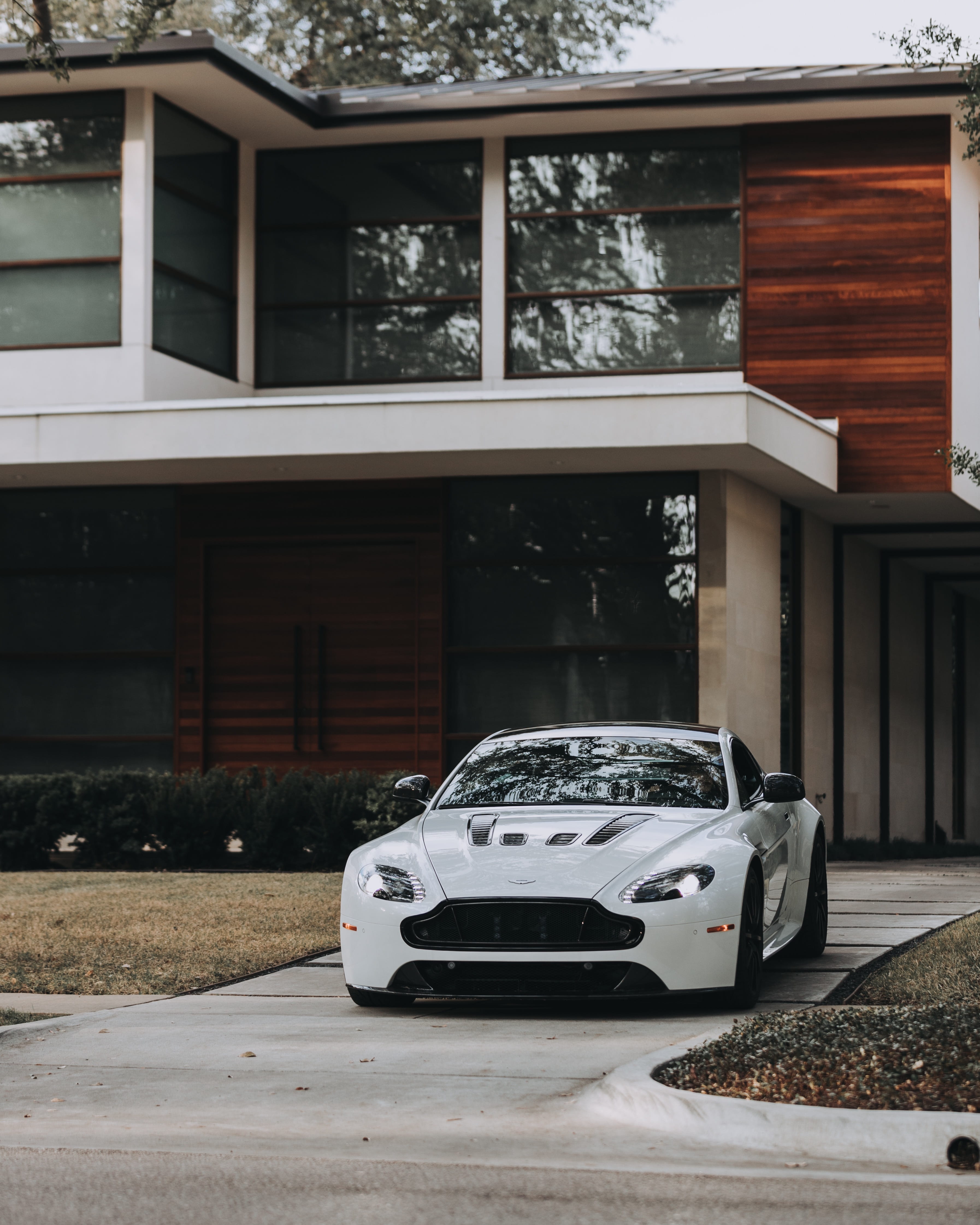 land vehicle, architecture, motor vehicle, mode of transportation, transportation, built structure, parking, building exterior, nature, street, luxury, Phone HD Wallpaper