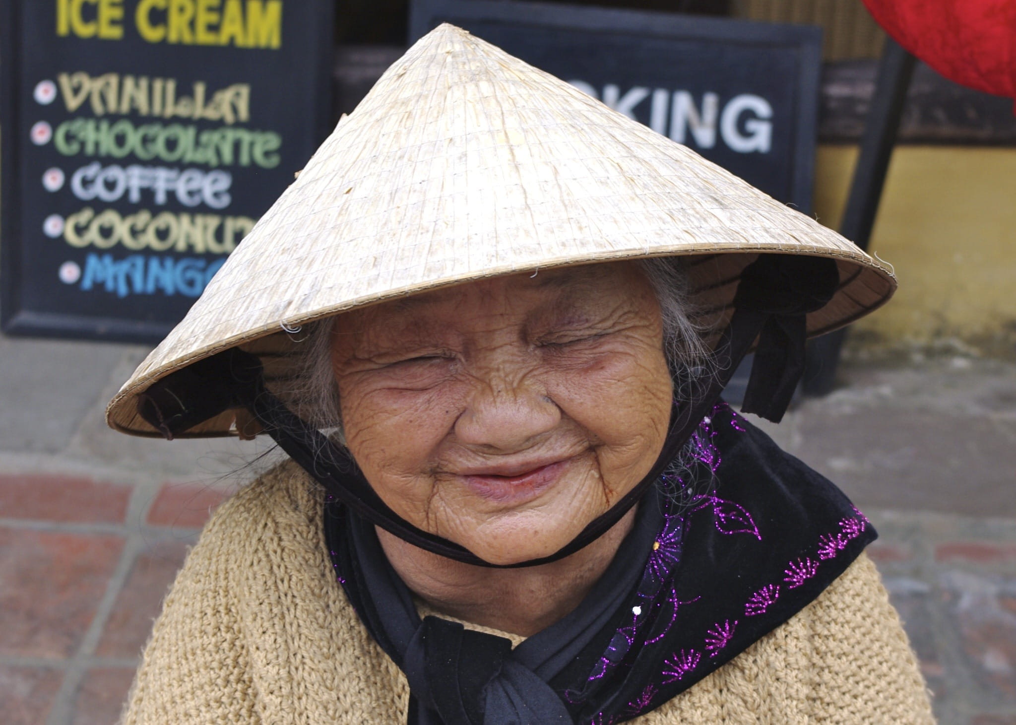 day, Vietnam, viet nam person, Viet Nam, asian style conical hat, smiling, Woman, senior women, senior Adult, real people, focus on foreground, adult, clothing, HD Wallpaper