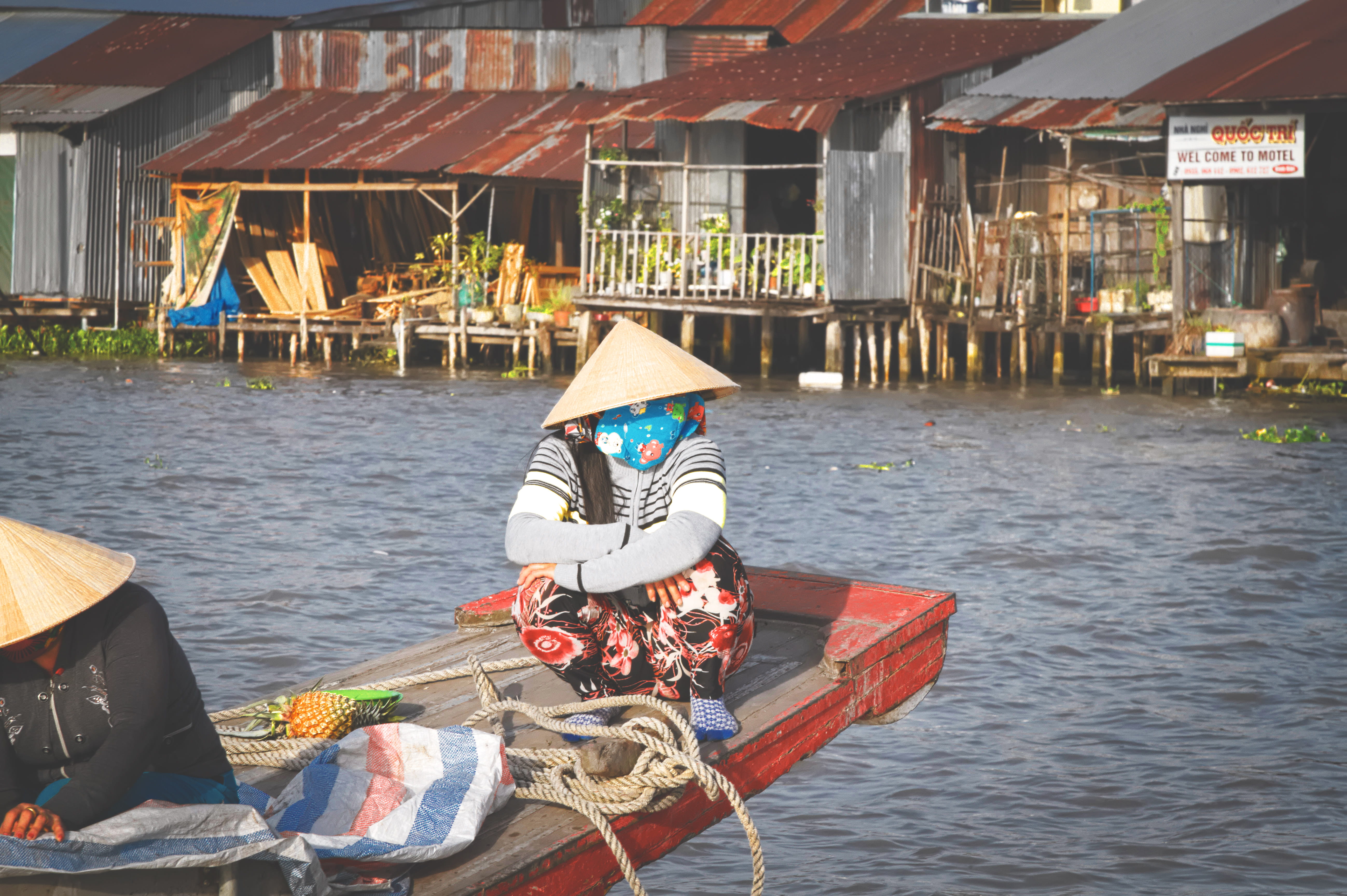 water, one person, men, river, travel, mode of transportation, nature, mekong, day, sitting, boat, vietnam, asian style conical hat, 5K, architecture, HD Wallpaper