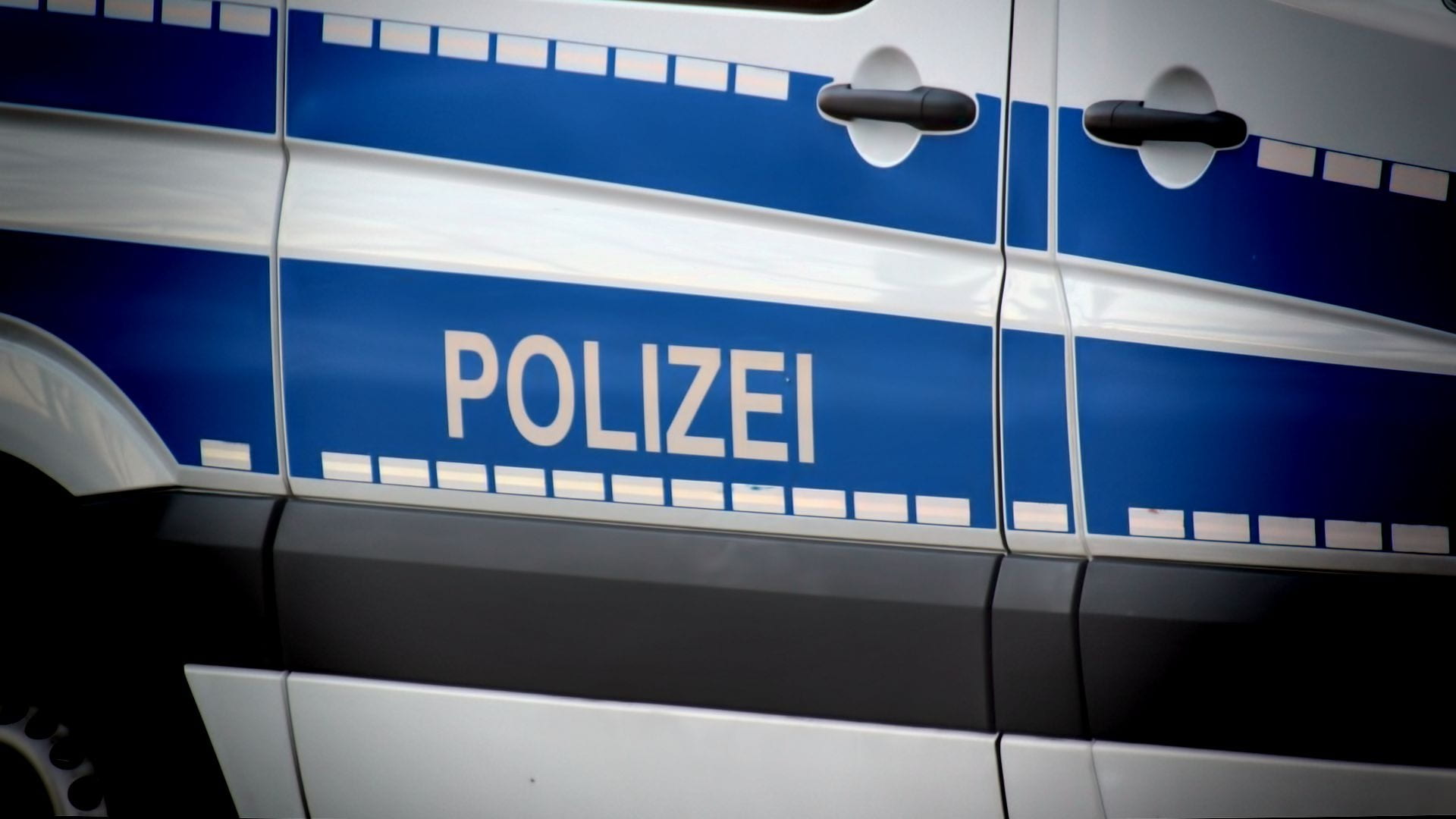 architecture, 1080P, security staff, accidents and disasters, lighting equipment, city, protection, security, police car, emergency services occupation, HD Wallpaper