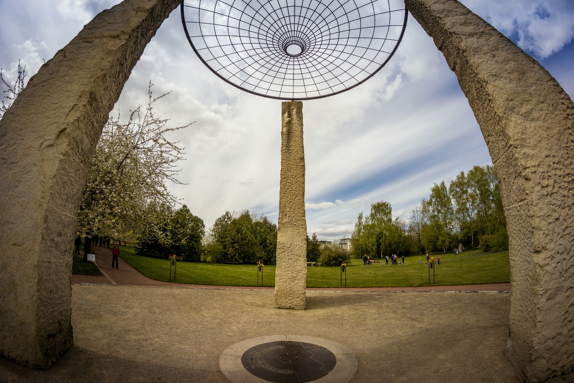 circle, 1080P, park - man made space, growth, day, sky, only editorial usage, landscape, grass, berlin, recovery, no people, architectural column, britz garden, HD Wallpaper