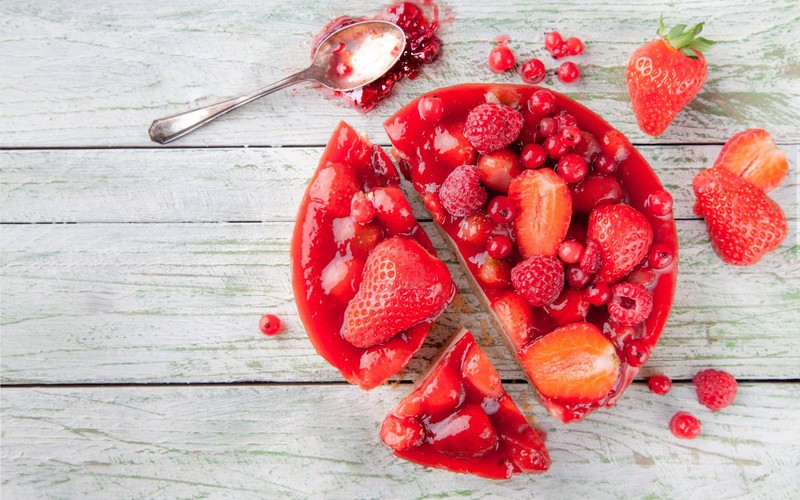 food, spoon, cake, red, fruit, strawberries, raspberries