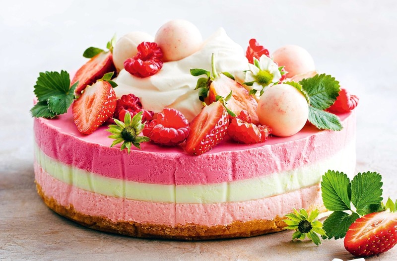 cake, fruit, strawberries, food, raspberries