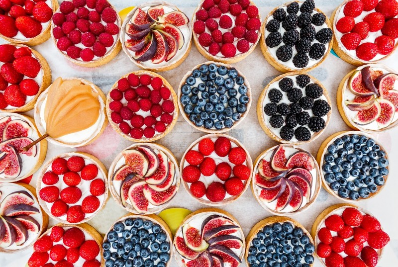 colorful, food, sweets, fruit, berries, strawberries, raspberries, blueberries, blackberries, pear, Plums (Fruits)