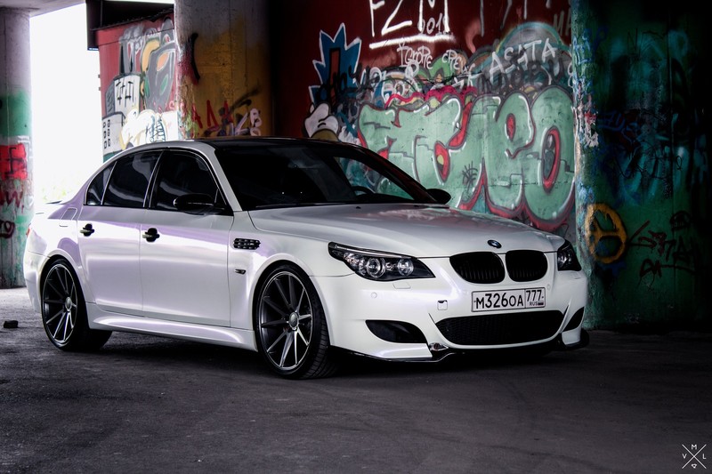 BMW M5, vehicle, graffiti, BMW 5 Series, BMW E60