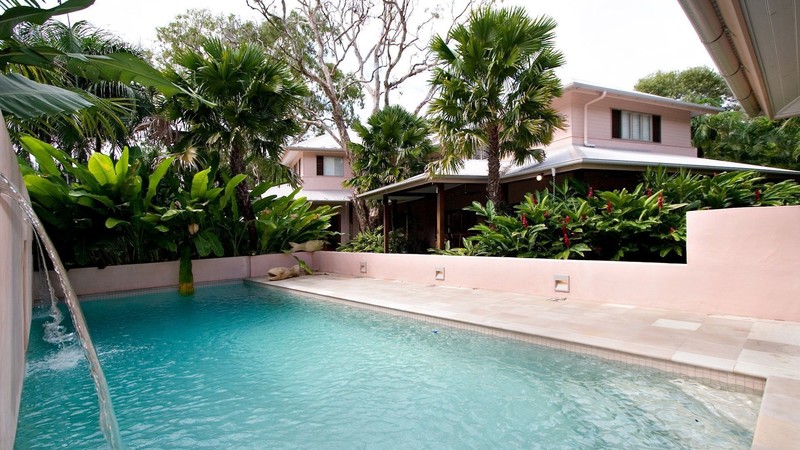 house, swimming pool, water, palm trees