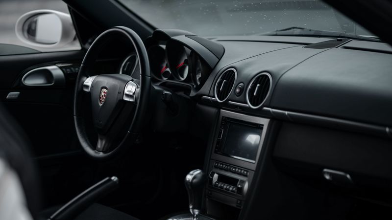 porsche cayman s, porsche, car, salon, black, steering wheel, 4k