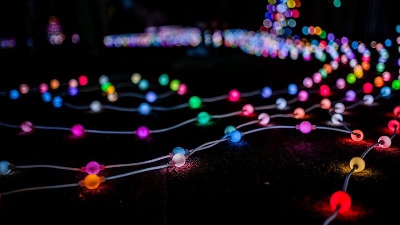 garland, light bulbs, colorful, light, dark, 4k