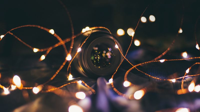 garland, lens, camera, light bulbs, light, 4k
