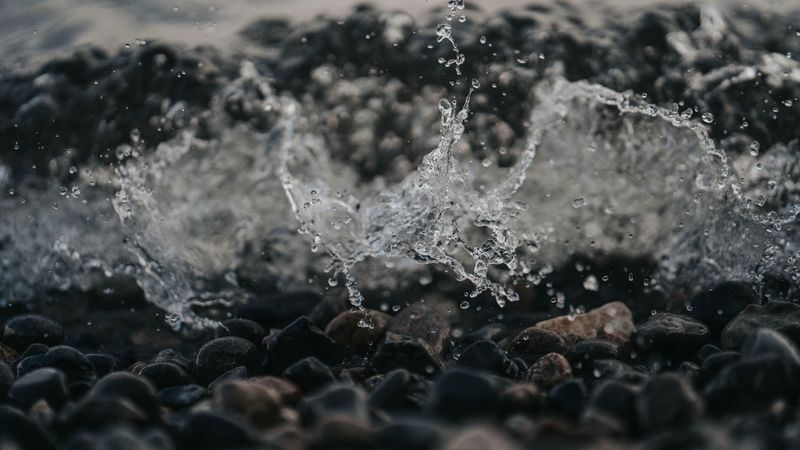 water, splash, stones, pebbles, 4k