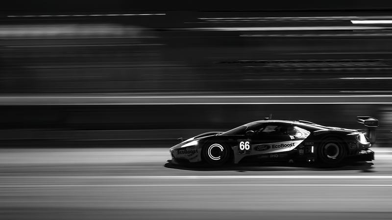 monochrome, 2017 Ford GT, brakes
