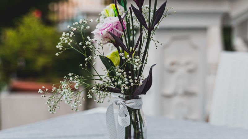 flowers, bouquet, vase, ribbon, decor, 4k