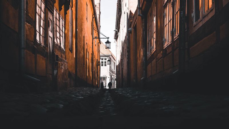 alley, buildings, city, dark, old, 4k