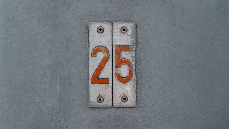 number, numbers, number plate, wall, symbols, 4k