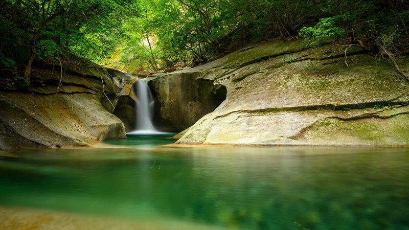 waterfall, cliff, stone, water, trees, forest, 4k