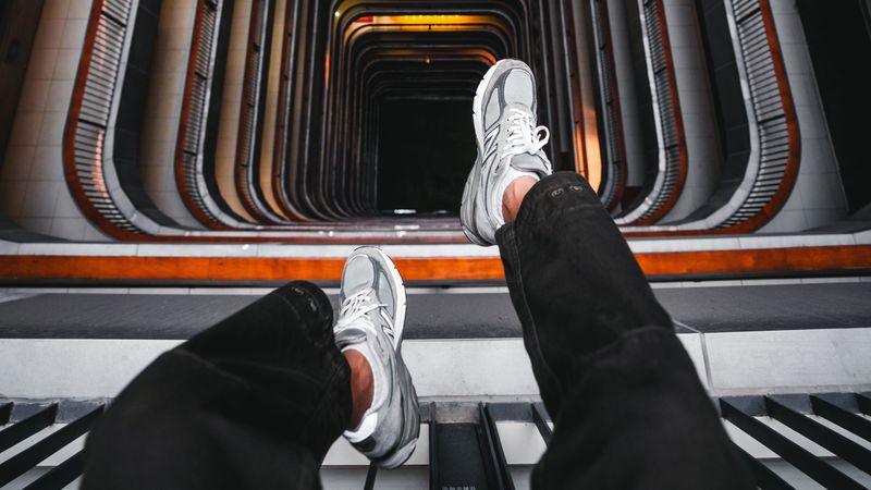 stairs, legs, sneakers, height, architecture, 4k