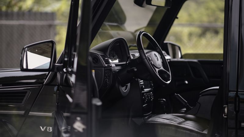 mercedes-benz g500, mercedes, car, black, salon, interior, steering wheel, dashboard, 4k