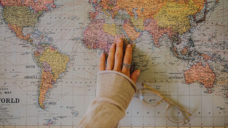 map, hand, journey, mood, 4k