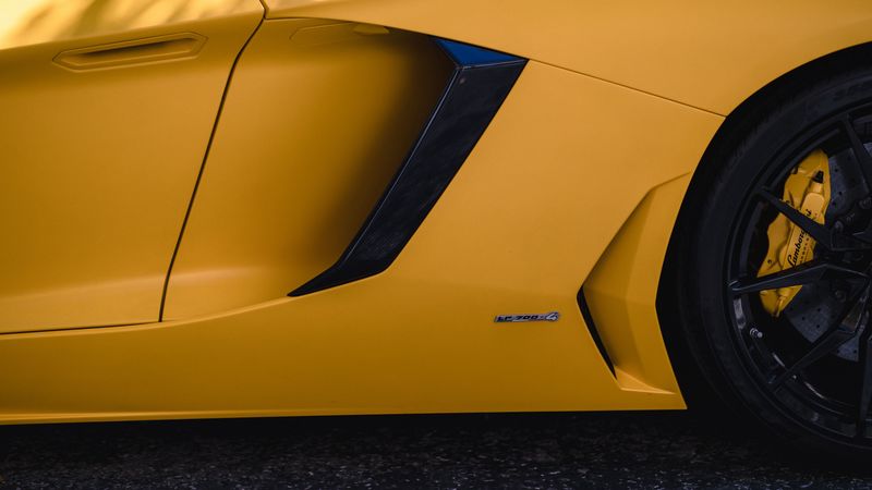 lamborghini, car, wheel, tire, yellow, 4k