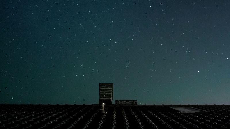 roof, starry sky, night, stars, dark, chimney, 4k