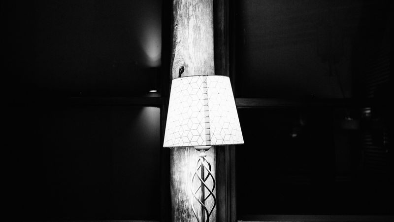 lamp, lampshade, bw, electricity, interior, 4k