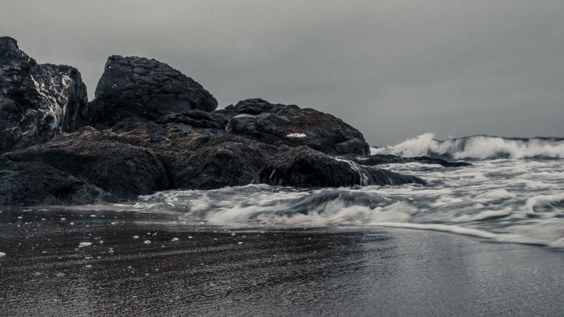 stones, beach, waves, sea, sand, 4k