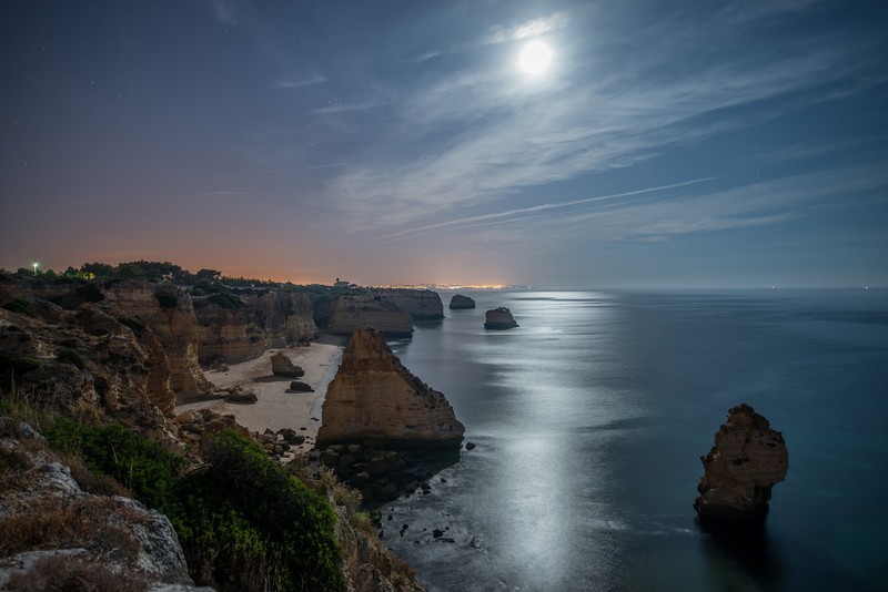night, sea, Moon, moonlight, reflection, rock, shore