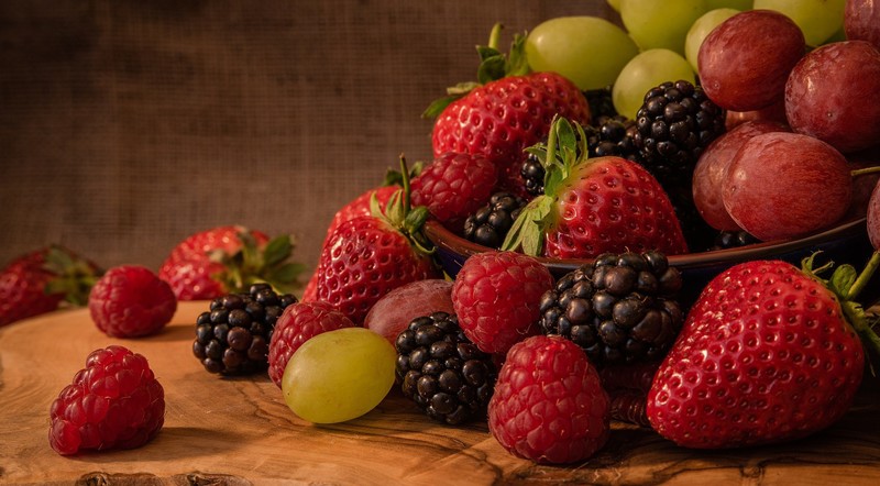 colorful, food, fruit, berries, blackberries, strawberries, raspberries