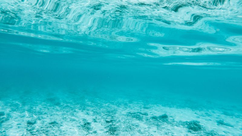 under water, depth, bottom, waves, transparent, blue, 4k