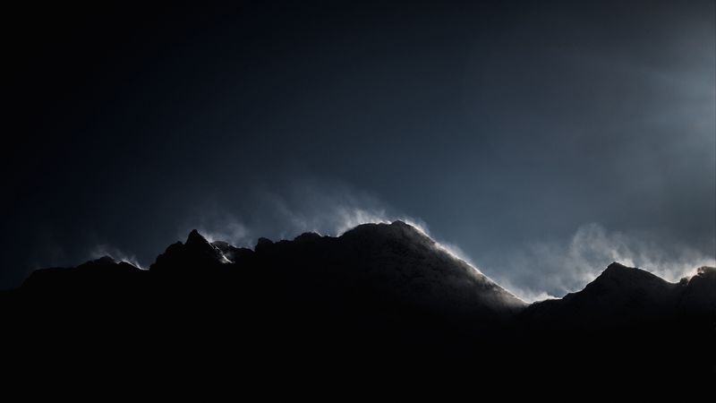 mountains, peak, fog, enveloping, dark, shadow, 4k