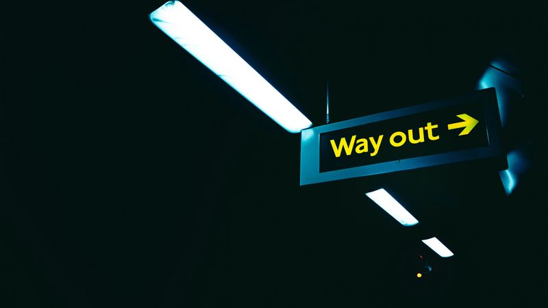 sign, pointer, lamps, inscription, way, tunnel, dark, 4k