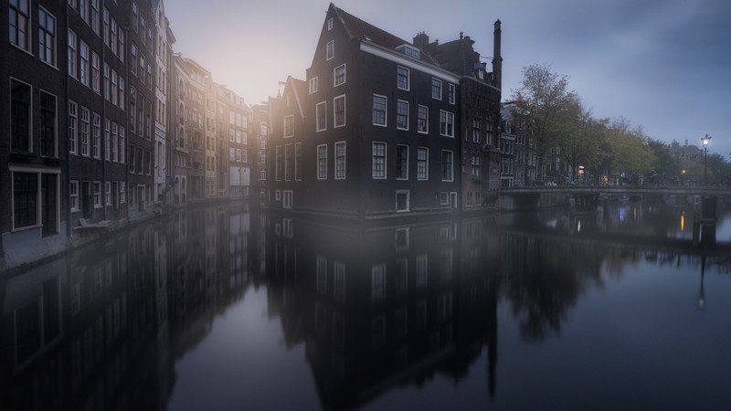 architecture, building, city, cityscape, Amsterdam, Netherlands, river, house, bridge, reflection, morning, mist, old building, street light, lamp