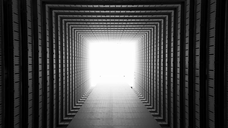 corridor, symmetry, geometry, architecture, light, perspective, 4k