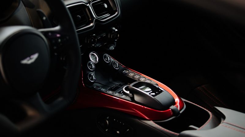 aston martin, salon, control panel, gearbox, interior, 4k
