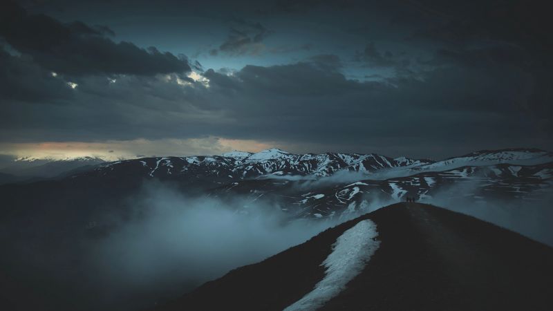mountains, peaks, fog, twilight, clouds, height, 4k