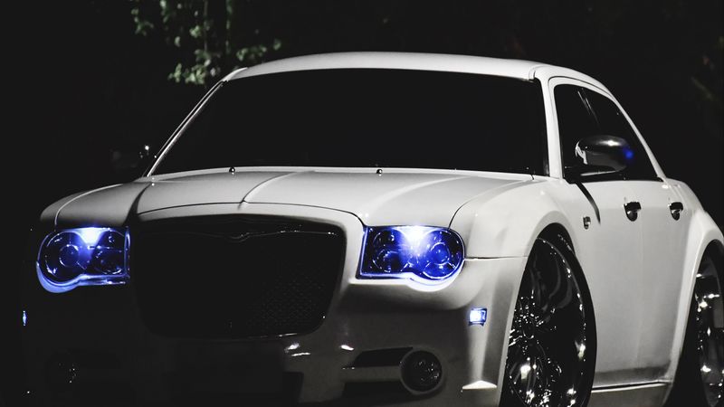 chrysler 300c, chrysler, car, xenon, tuning, 4k