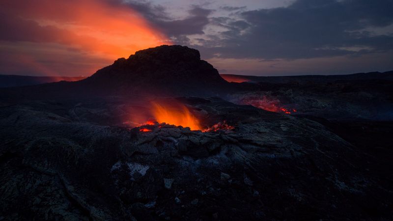 volcano, crater, hot, magma, fire, 4k
