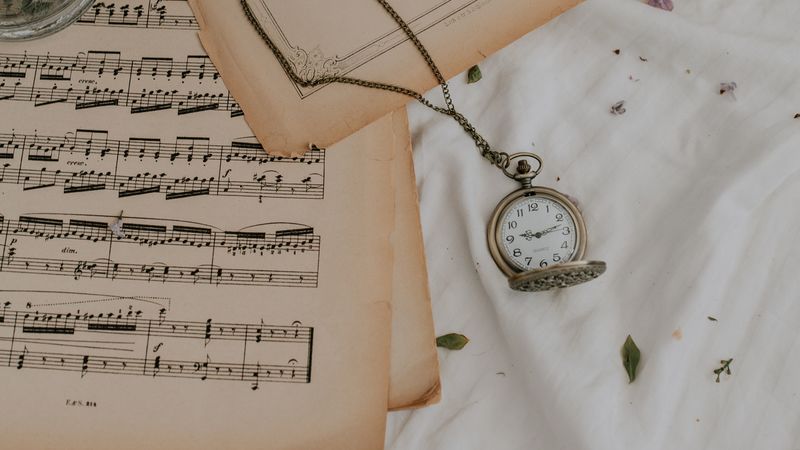 clock, lilac, flowers, notes, 4k