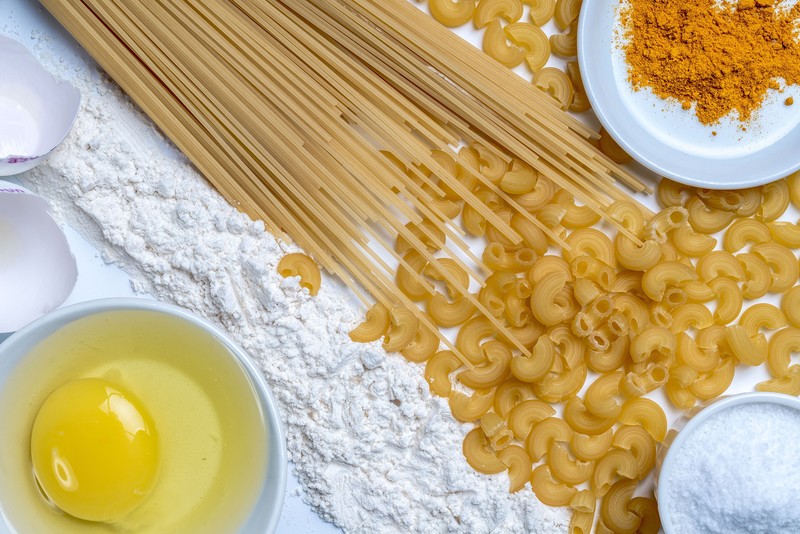 Viacheslav Krasnoperov, food, pasta, spaghetti, flour, eggs, top view