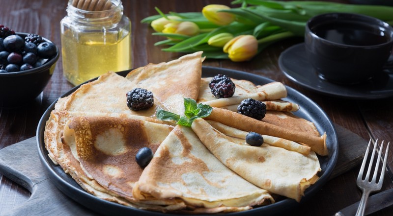food, pancakes, fruit, berries, sweets, honey