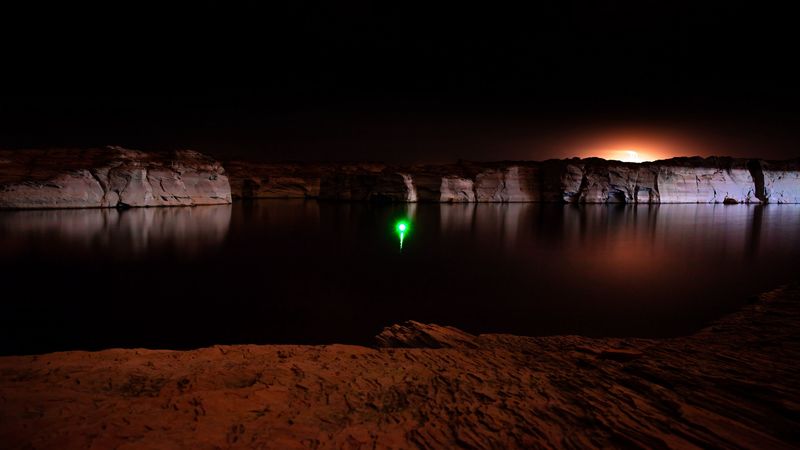 canyon, lake, light, reflection, night, 4k