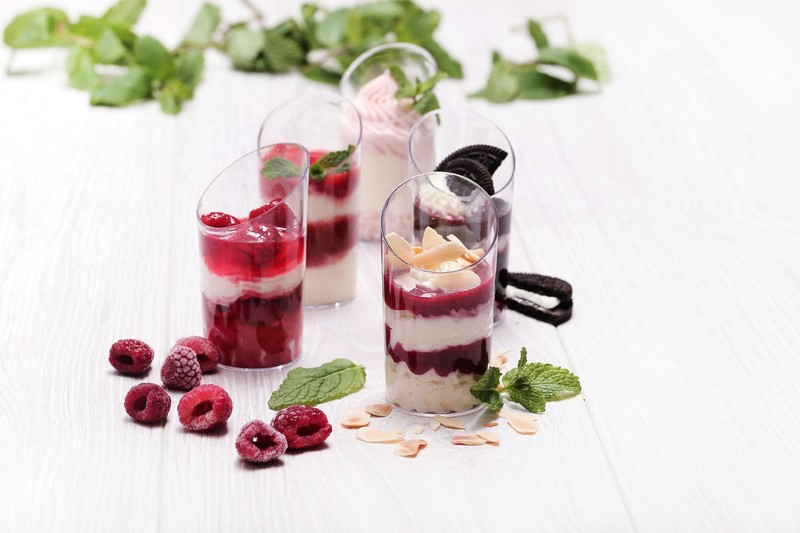 food, fruit, berries, raspberries