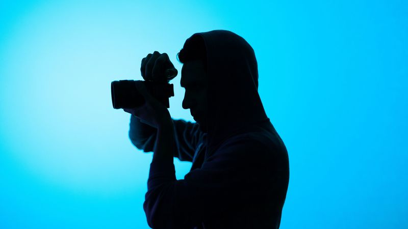 photographer, hood, camera, dark, shooting, blue, 4k