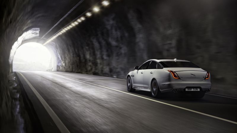 jaguar xj, jaguar, movement, speed, white, 4k
