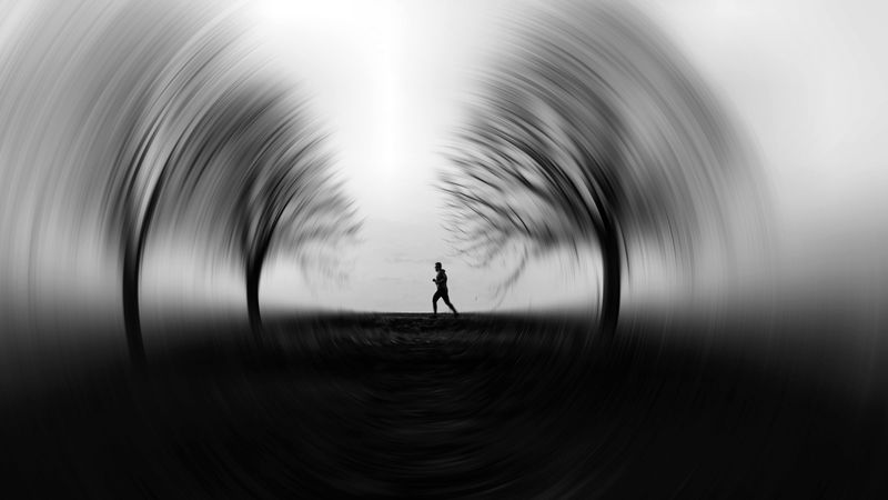silhouette, run, speed, bw, trees, 4k