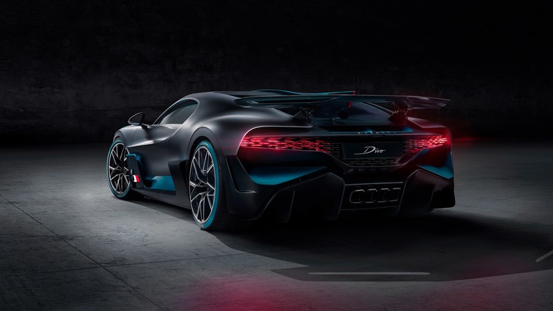 Bugatti Divo, car, vehicle, supercars, spotlights