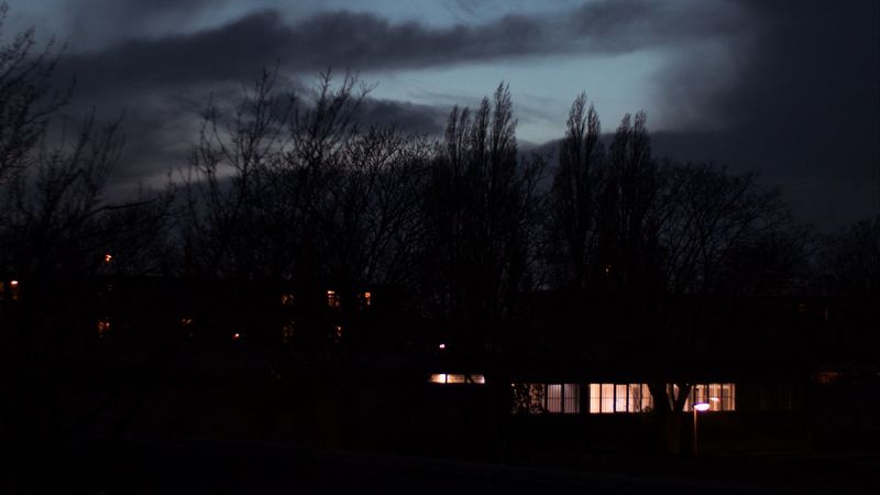 building, light, night, sky, trees, dark, 4k