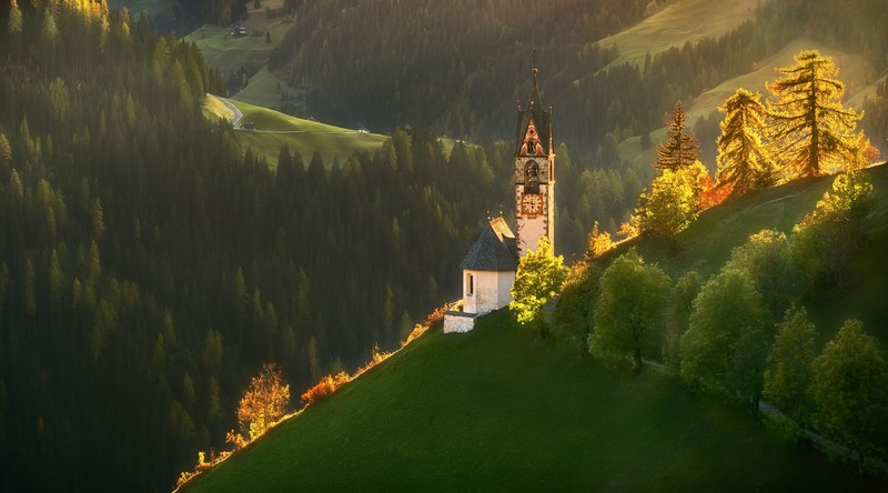 nature, landscape, mountains, valley, sunlight, church, hill, trees, forest, mist, Krzysztof Browko