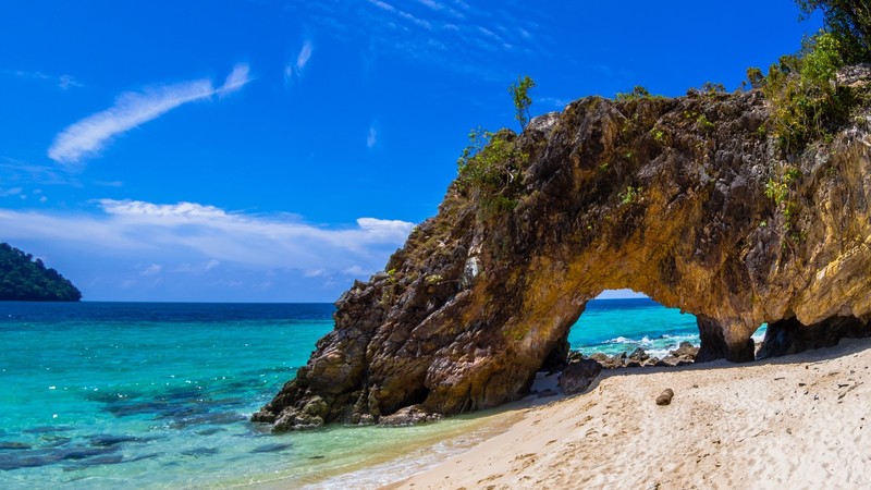 nature, landscape, beach, limestone, water, water ripples, clouds, sky, trees, sand, rocks, horizon, plants, Thailand